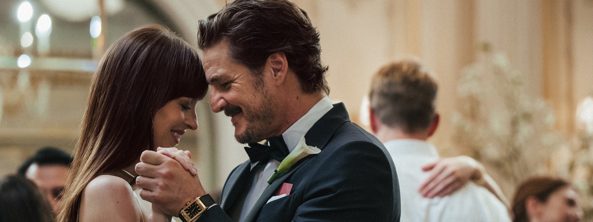 Pedro Pascal and  Dakota Johnson in Materialists